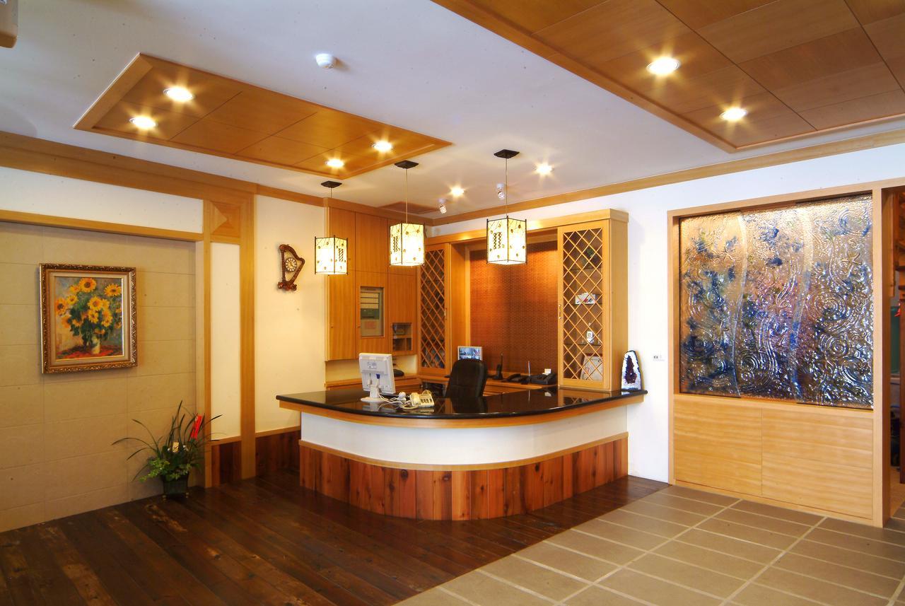 Hejia Hot Spring Hotel Ren'ai Esterno foto